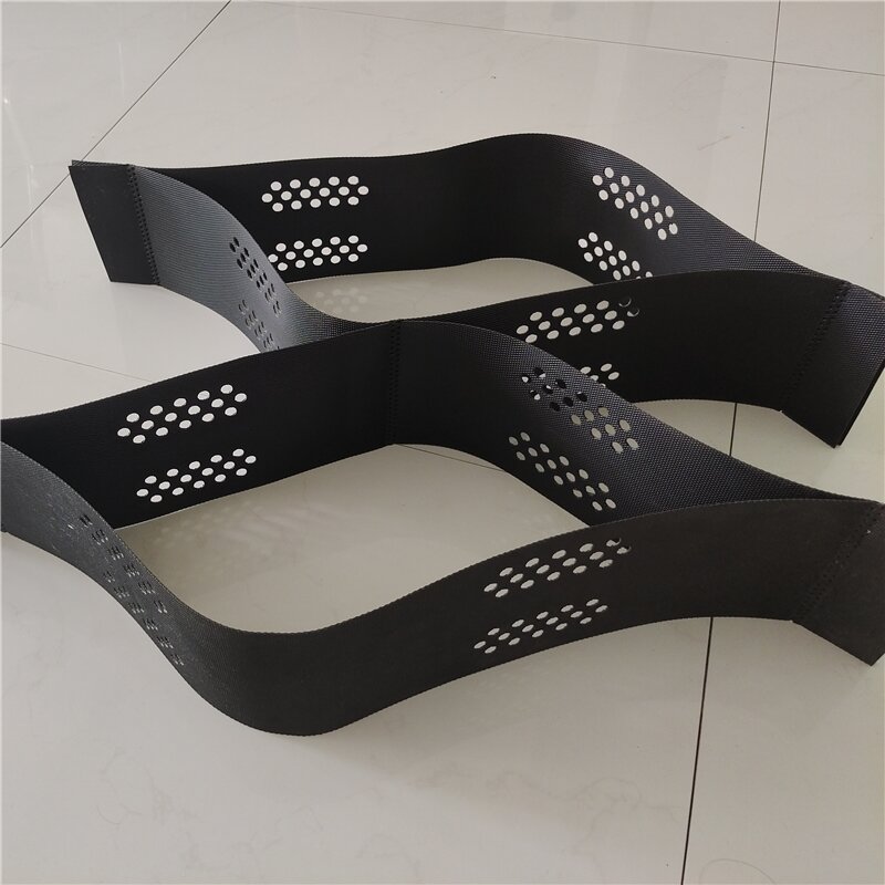 Применение пластикового HDPE Geocell для строительства шоссе.jpg