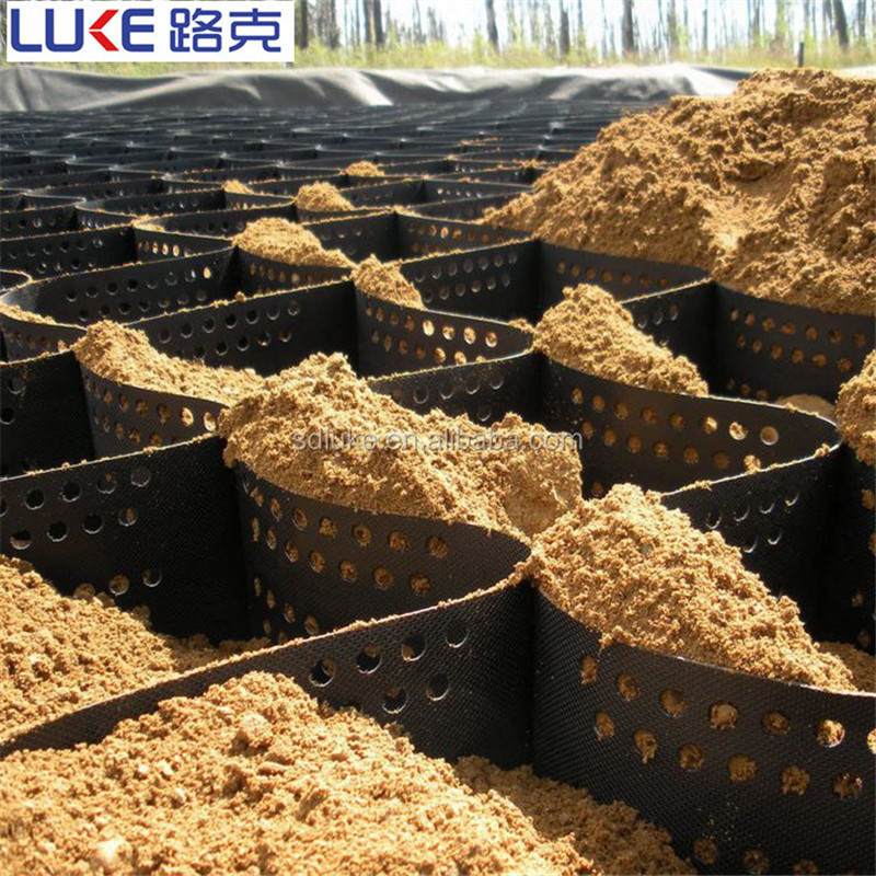 Трехмерная структура сотового полиэтилена HDPE Geocell.jpg