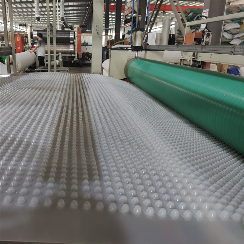 Пластиковый дренаж доски с ямочками для ландшафта Engineering.jpg Пластиковый дренаж доски с ямочками для ландшафта Engineering.jpg