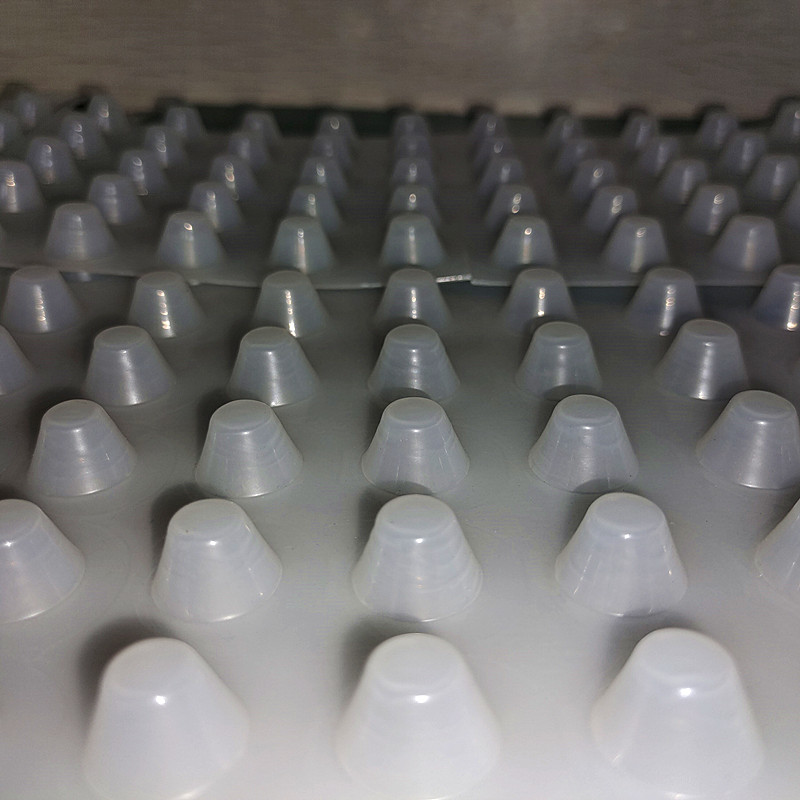 Строительная водонепроницаемая дренажная плата.jpg