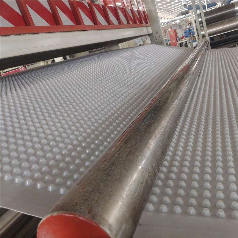 Линия по производству дренажных досок Dimple.jpg Линия по производству дренажных досок Dimple.jpg