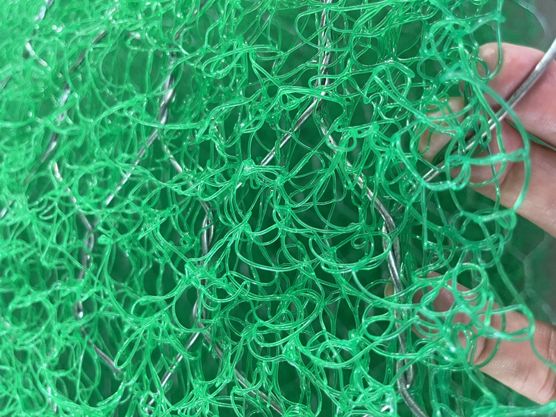 Зеленый армированный противоэрозионный мат.jpg Зеленый армированный противоэрозионный мат.jpg