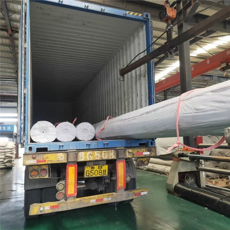 Геомембрана HDPE 1.5mm.jpg