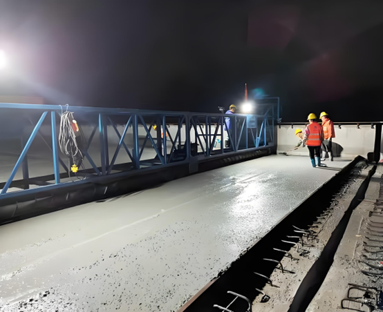 Специальное скрученное волокно PP для бетонных дорог.png Специальное скрученное волокно PP для бетонных дорог.png