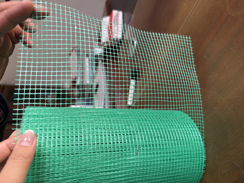 Стекловолоконная сетка для армирования стен.jpg